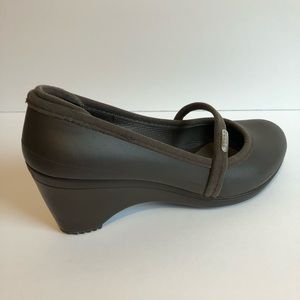Crocs Brown Mary Jane Comfort Wedge Size 7 Wide